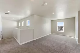 370 W Pkwy Dr, Kaysville, UT 84037 - Photo 27