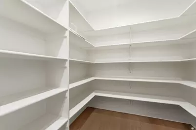 370 W Parkway Dr, Kaysville, UT 84037 - Photo 11