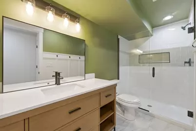 370 W Parkway Dr, Kaysville, UT 84037 - Photo 33