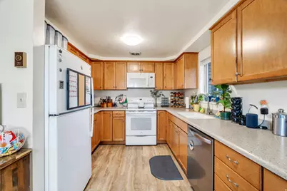 56 E 1100 S, Orem, UT 84058 - Photo 25