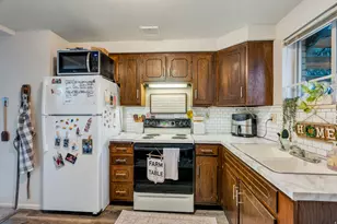 56 E 1100 S, Orem, UT 84058 - Photo 17