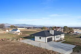 14990 S 1800 W, Bluffdale, UT 84065 - Photo 3