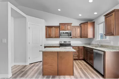 1337 E Skip St, Eagle Mountain, UT 84005 - Photo 7