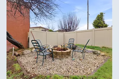 184 S Woodland Dr E, Orem, UT 84097 - Photo 23