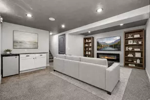 184 S Woodland Dr E, Orem, UT 84097 - Photo 13