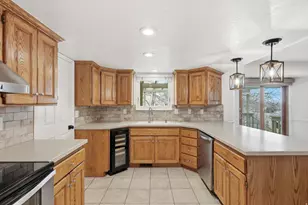 1443 E Washakie Cir S, Ogden, UT 84403 - Photo 9