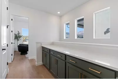 1305 E Larkspur Way, Layton, UT 84040 - Photo 19