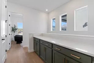 1305 E Larkspur Wy, Layton, UT 84040 - Photo 19