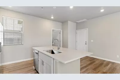 315 E Kanab Creek Dr, Saratoga Springs, UT 84045 - Photo 11