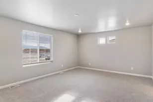 315 E Kanab Creek Dr, Saratoga Springs, UT 84045 - Photo 19