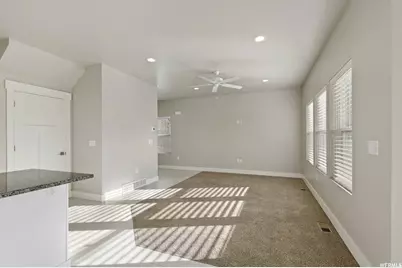 7869 S 700 E, Sandy, UT 84070 - Photo 3