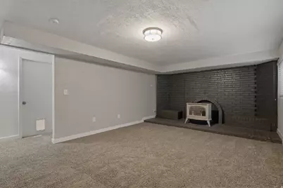 2395 W Longmeadow Dr S, Taylorsville, UT 84129 - Photo 13