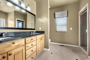 5183 W Swift Water Way, West Jordan, UT 84081 - Photo 9