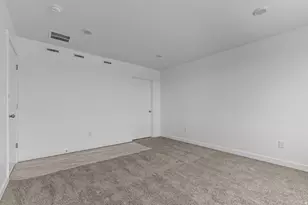 469 E Levengrove Dr, Lehi, UT 84048 - Photo 17