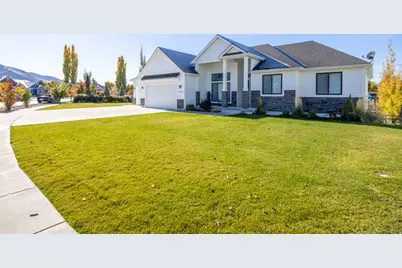 4009 S Cottonwoods Court, Nibley, UT 84321 - Photo 3