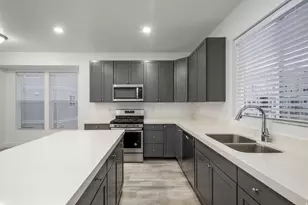 4756 S Hillhouse Cv, Murray, UT 84107 - Photo 17