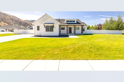 444 E 100 N, Millville, UT 84326 - Photo 5