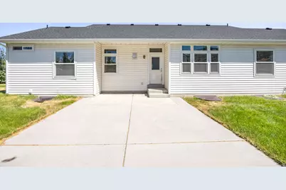 444 E 100 N, Millville, UT 84326 - Photo 9