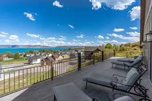 705 N Lochwood View, Garden City, UT 84028 - Photo 71