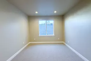 2257 E Parkside Cir S, South Ogden, UT 84403 - Photo 29