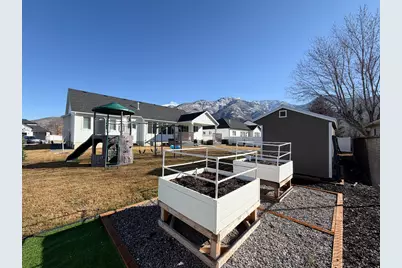 2257 E Parkside Cir S, South Ogden, UT 84403 - Photo 41