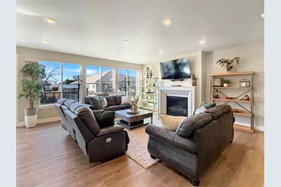 2257 E Parkside Cir S, South Ogden, UT 84403 - Photo 5