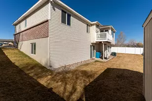 625 S 2150 W, Vernal, UT 84078 - Photo 35
