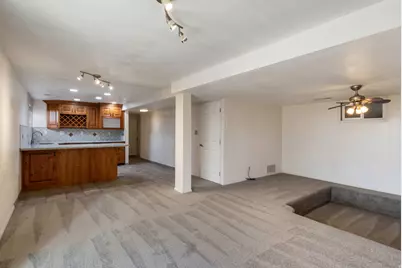 8492 S Fayeway Dr, Sandy, UT 84094 - Photo 25