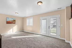 759 W 1580 N, Clinton, UT 84015 - Photo 11