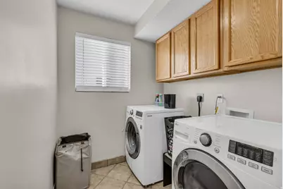 5529 S 3200 W, Roy, UT 84067 - Photo 17