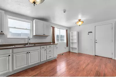 4365 S Hawkeye Dr, West Valley, UT 84120 - Photo 9