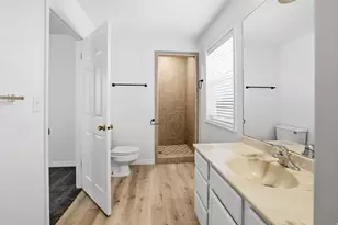 255 E 400 S, Bountiful, UT 84010 - Photo 17