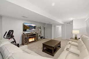 2555 W 3900 S, Roy, UT 84067 - Photo 27