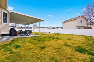 2555 W 3900 S, Roy, UT 84067 - Photo 35