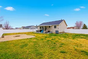 2555 W 3900 S, Roy, UT 84067 - Photo 37