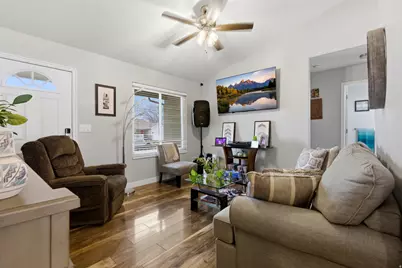 2555 W 3900 S, Roy, UT 84067 - Photo 9