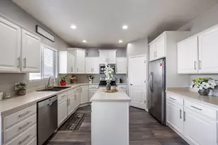 941 Beartooth Cir, Draper, UT 84020 - Photo 11