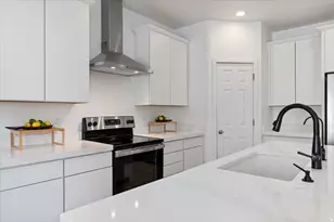 2869 S Drake Ave, Saratoga Springs, UT 84045 - Photo 13