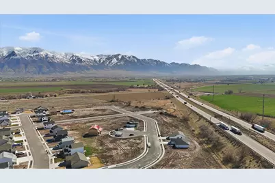 233 W 1470 S, Tremonton, UT 84337 - Photo 9