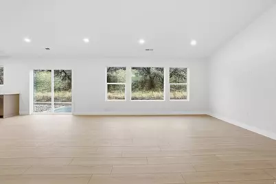 233 W 1470 S, Tremonton, UT 84337 - Photo 17