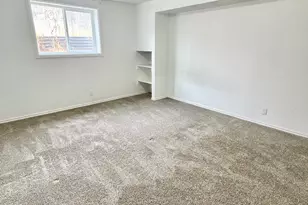 954 E Carnation Dr, White City, UT 84094 - Photo 17