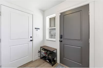 1664 W 2975 S #B, Syracuse, UT 84075 - Photo 3