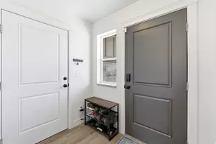 1664 W 2975 S, Syracuse, UT 84075 - Photo 3