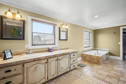 285 E 1100 S, Bountiful, UT 84010 - Photo 29