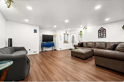 2088 E Rainbow Pointe Dr, Holladay, UT 84124 - Photo 17