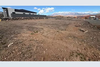 1840 W 350 W #108, Hurricane, UT 84737 - Photo 3