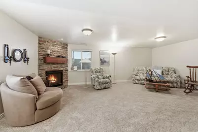 56 Whitaker Cir, Kaysville, UT 84037 - Photo 9