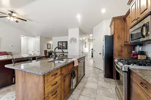 56 Whitaker Cir, Kaysville, UT 84037 - Photo 7