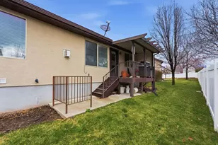 56 Whitaker Cir, Kaysville, UT 84037 - Photo 27