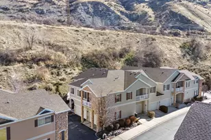 1077 S Canyon Meadow Dr, Provo, UT 84606 - Photo 21